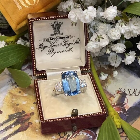 💥Crystal Clear Large Radiant Cut CZ Silver Plated Beautiful  UNVN12028 - Picture 4 of 7